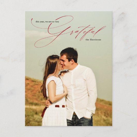 Grateful Red Calligraphy Chic Full Photo Holiday Briefkaart (Voorkant)