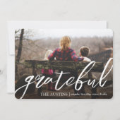 Grateful Script Family Name Overlay Thanksgiving Feestdagenkaart (Voorkant)