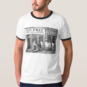 Gratis afspelen (terwijl uw Suit geprikt is) T-shirt