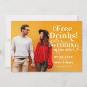 Gratis drankjes grappige informele bruiloft save t kaart (Voorkant)