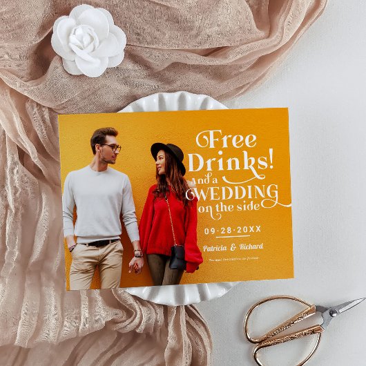 Gratis drankjes Grappige Informele Trouwdag Bewaar Briefkaart