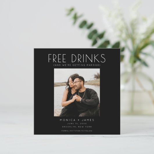 Gratis Drinken Foto Funny Wedding Save the Date (Staand voorkant)