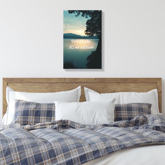 Gratis: Het is een Attitude Quote Canvas Afdruk (Insitu (Slaapkamer))