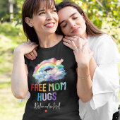 Gratis mam Hugs LGBTQ Pride Rainbow T-shirt