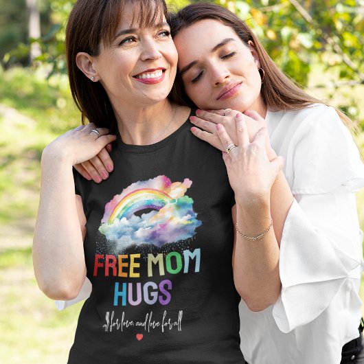 Gratis mam Hugs LGBTQ Pride Rainbow T-shirt