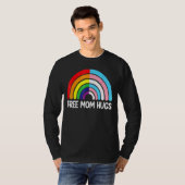 Gratis mam knuffels regenboog transgender vlag lgb t-shirt (Voorkant volledig)