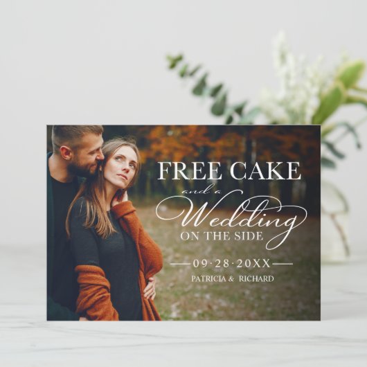 Gratis taart Grappige bruiloft Bewaar de datum Vol Kaart (Staand voorkant)