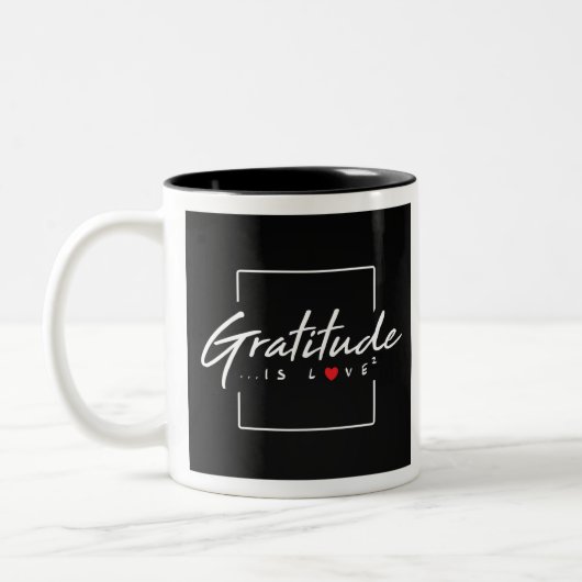 Gratitude is Love Multiplied Tweekleurige Koffiemok (Links)