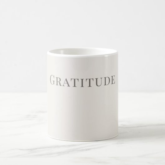 Gratitude – Minimal Typography Design Koffiemok (Center)