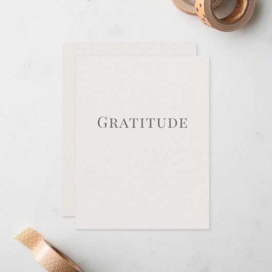 Gratitude – Minimal Typography Design Notitiekaartje (Voorkant / Achterkant in situ)