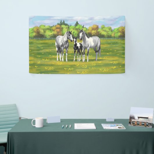 Grauwe dappel verfpaarden in zomerdeeg spandoek (Beurs)