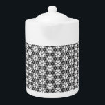 Grauwe, zwarte en witte Floral Theepot<br><div class="desc">Cute Black,  Grey and White Floral Pattern teapot</div>