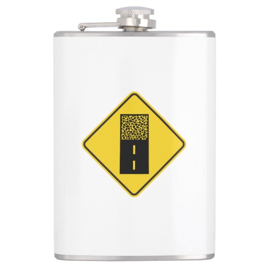 Gravel Road Sign Heupfles (Voorkant)