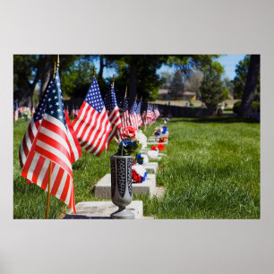 Graven gekleed met Memorial Day Flags Poster