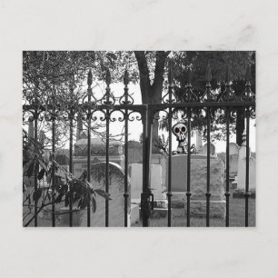 Graveyard Greetings. - BRIEFKAART 3