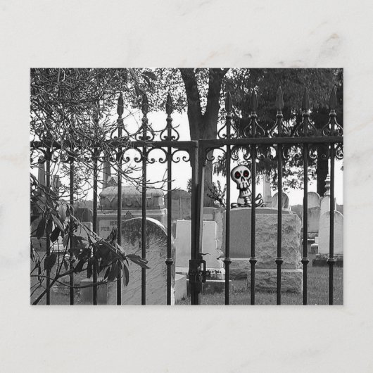 Graveyard Greetings. - BRIEFKAART 3 (Voorkant)