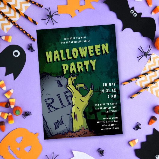 Graveyard Zombie Hand Scary Halloween Party Kaart