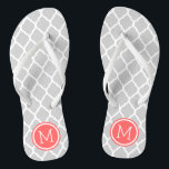 Gray and Coral Moroccan Quatrefoil Monogram Teenslippers<br><div class="desc">Aangepast gedrukte flip flop sandalen met een stijlvol Marokkaans quatrefoliepatroon en uw aangepast monogram of andere tekst in een cirkelvormig lijst. Klik aanpassen het om tekstdoopvonten en kleuren te veranderen of uw eigen afbeeldingen toe te voegen om unieke één van een soortontwerp te creëer!</div>