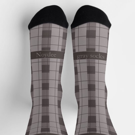 Gray and Grey Plaid, Text on Foot Sokken (Top)