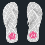 Gray and Pink Moroccan Quatrefoil Monogram Teenslippers<br><div class="desc">Aangepast gedrukte flip flop sandalen met een stijlvol Marokkaans quatrefoliepatroon en uw aangepast monogram of andere tekst in een cirkelvormig lijst. Klik aanpassen het om tekstdoopvonten en kleuren te veranderen of uw eigen afbeeldingen toe te voegen om unieke één van een soortontwerp te creëer!</div>