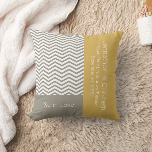 Gray and White Chevron Chic Commemorative Wedding Kussen (Deken)