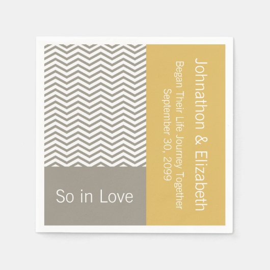Gray and White Chevron Chic Commemorative Wedding Servet (Voorkant)