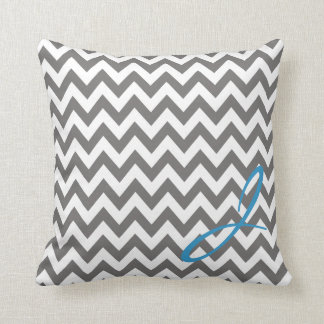 Gray and White Chevron Monogram Nursery Pillow Kussen