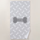 Gray and White Dog Botten Pattern met eigen naam Strandlaken (Voorkant)