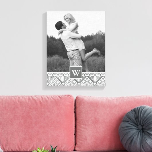 Gray Aztec Pattern | Foto met monogram Canvas Afdruk (Insitu (Woonkamer))