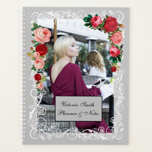 Gray Background Girl Mode Modern Elegant Red Planner (Voorkant)