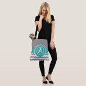 Gray Blauwgroen Chevron Tote Bag (Op model)