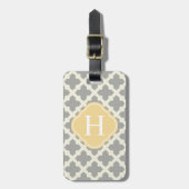 Gray & Buff Modern Moroccan Quatrefoil Monogram Bagagelabel (Voorkant verticaal)