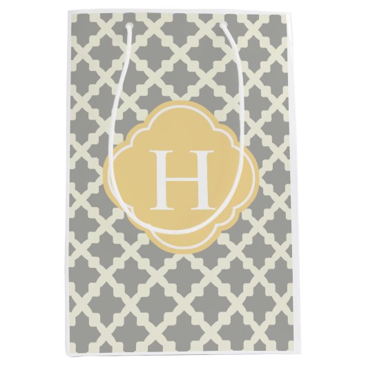 Gray & Buff Modern Moroccan Quatrefoil Monogram Medium Cadeauzakje (Voorkant)