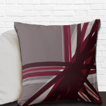 Gray Burgundy Artistic Abstract Kussen<br><div class="desc">Moderne decoratieve gooikussens voorzien van een artistieke abstracte lintsamenstelling met schoppen van grupsine en grijs met witte accenten op een grijze achtergrond. Deze abstracte samenstelling is gebaseerd op combinaties van herhaalde linten, die elkaar overlappen en doorweven zijn om een interessant abstract ontwerp te vormen. De grijze, Bourgogne, witte, en wijngekleurde...</div>