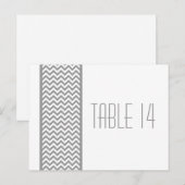 Gray Chevron Border Table Number Briefkaart (Voorkant / Achterkant)