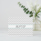 Gray Chevron Custom Wedding RSVP Post Kaart (Staand voorkant)