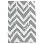 Gray Chevron Gender onthullen Bow Stropdas Team Bo Medium Cadeauzakje (Achterkant)