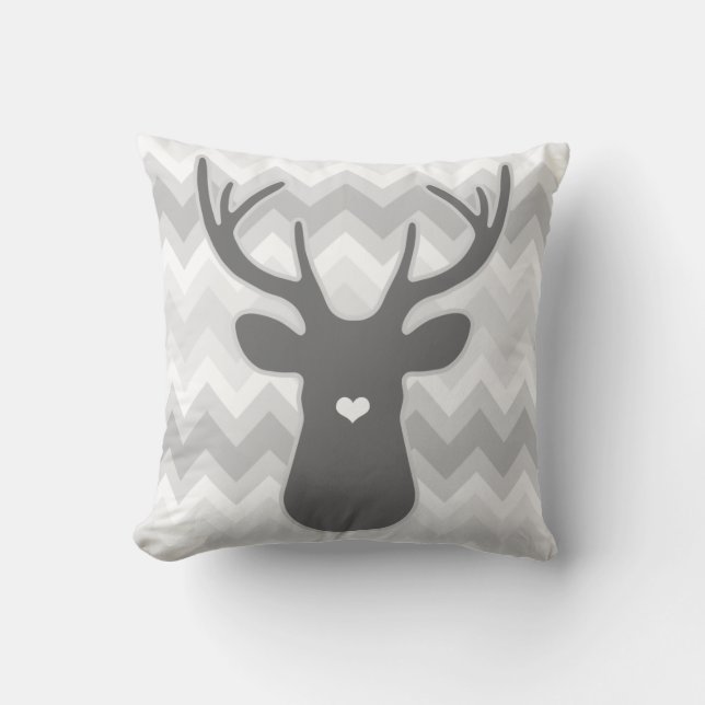 Gray Chevron Heart Nose Deer Kussen (Voorkant)