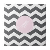 Gray Chevron met Monogram Tiles Tegeltje (Voorkant)