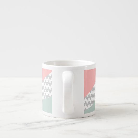 Gray Chevron Mint en Coral Espresso Kop (Achterkant)
