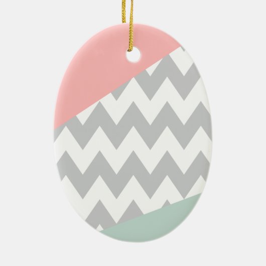 Gray Chevron Mint en Coral Keramisch Ornament (Achterkant)