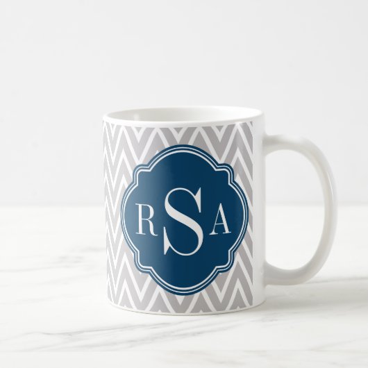 Gray Chevron Navy Monogram Initiaal Letter Koffiemok (Rechts)