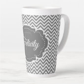 Gray Chevron Persoonlijke Latte Mok (Rechterhoek)