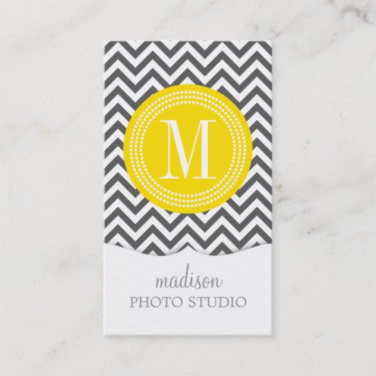 Gray Chevron Zigzag Gepersonaliseerd Monogram Visitekaartje (Voorkant)