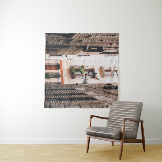 GRAY CONCRETE ALLEY DURING DAYTIME WANDKLEED (In Situ (horizontaal))