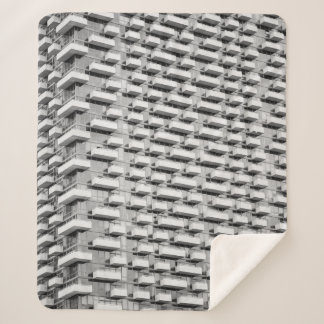 Gray concrete building sherpa deken