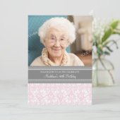 Gray Damask Foto 90th Birthday Party Invitations Kaart (Staand voorkant)