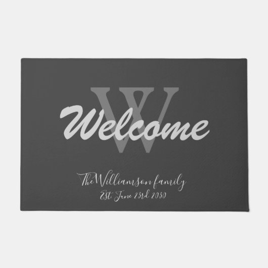 Gray Elegant Monogram Naam Cool Weddenschap Welkom Deurmat (Voorkant)