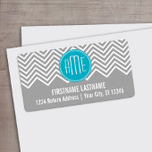 Gray en Aqua Chevron Pattern met modern monogram Etiket