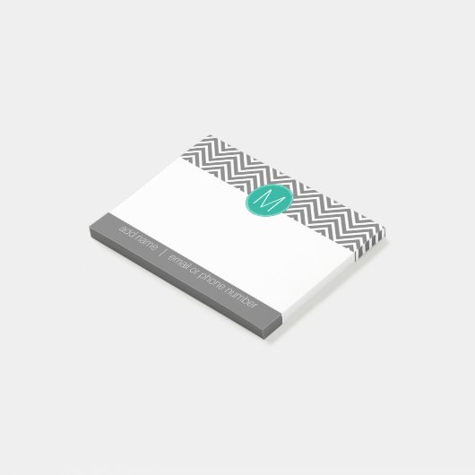 Gray en Emerald Chevrons met enkel monogram Post-it® Notes (Schuin)